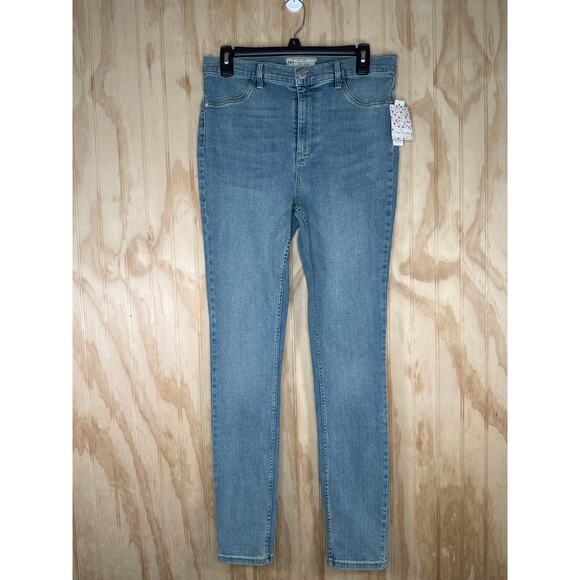 Free People High Rise Skinny Light Wash Stretch Jeans NWT Size 30 Minimalist - Picture 7 of 7